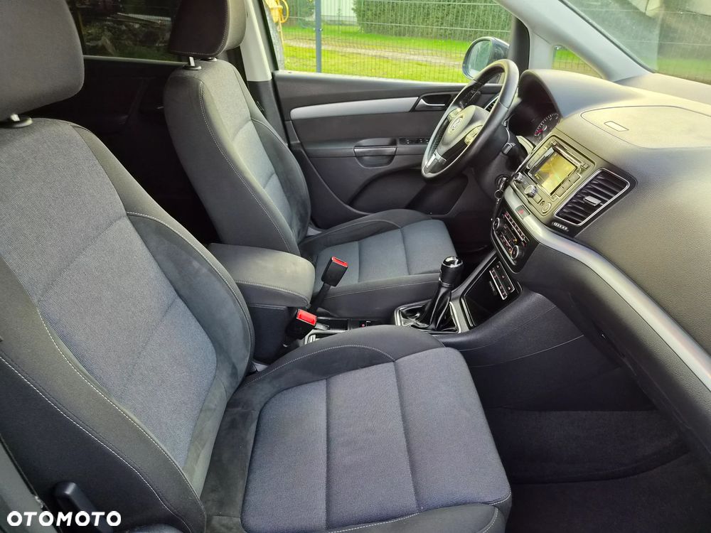Volkswagen Sharan - 32