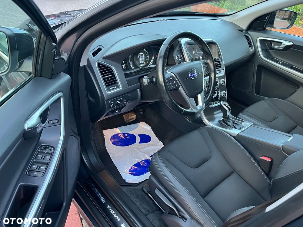 Volvo XC 60 D4 Geartronic Momentum - 9