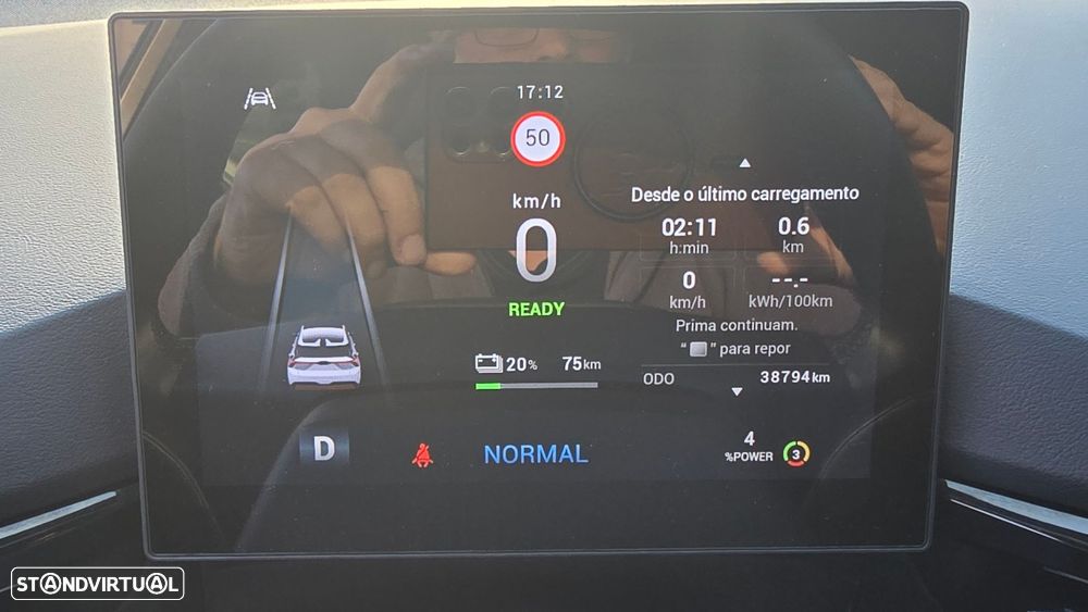 MG MG4 64 kWh Luxury - 18