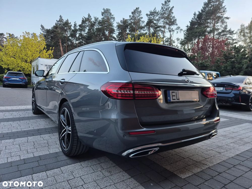 Mercedes-Benz Klasa E 220 d 4-Matic Exclusive - 18