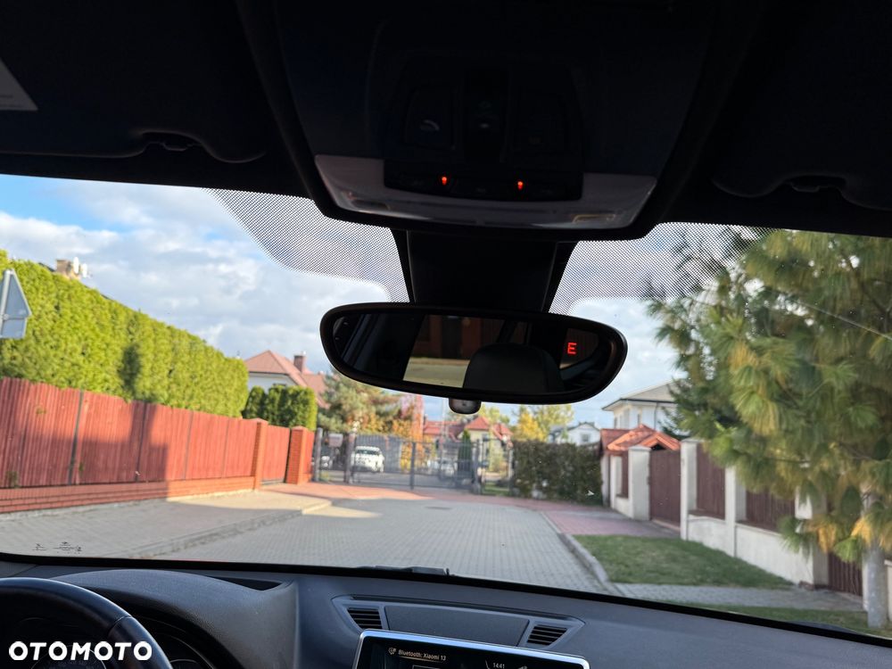 BMW X1 xDrive28i xLine - 16