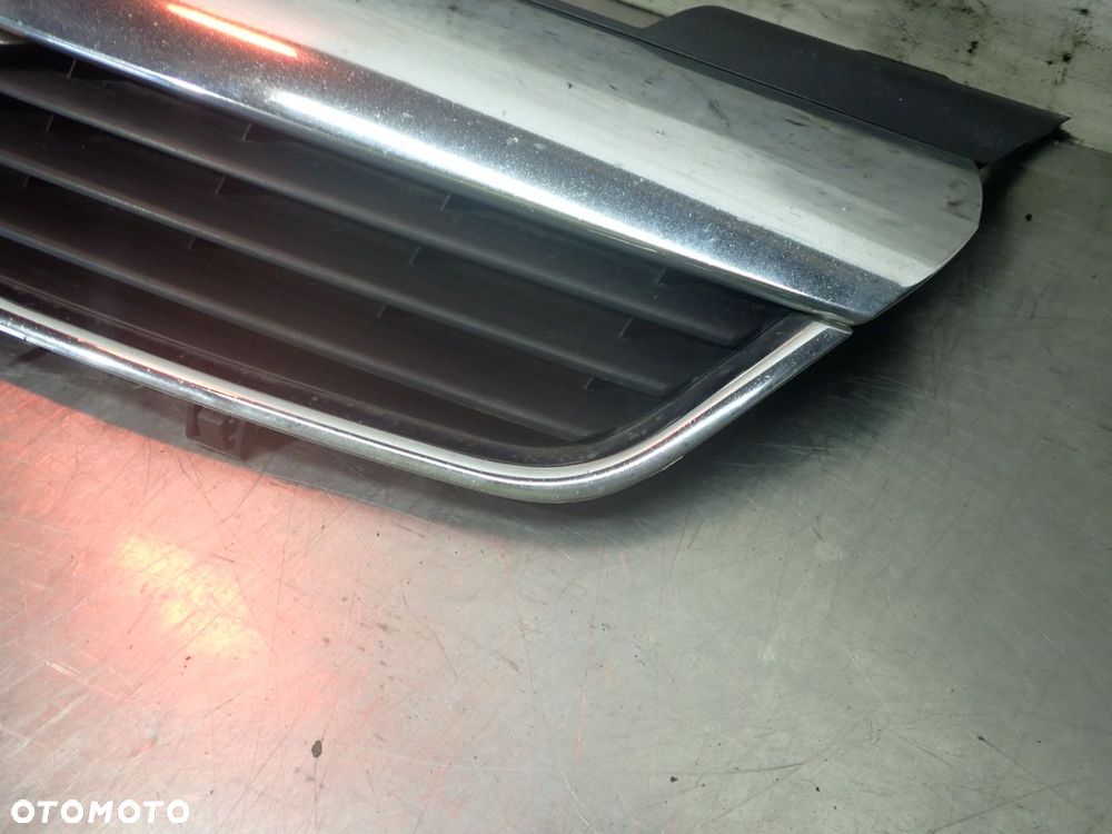 GRILL ATRAPA OPEL ZAFIRA B 13136136 - 3