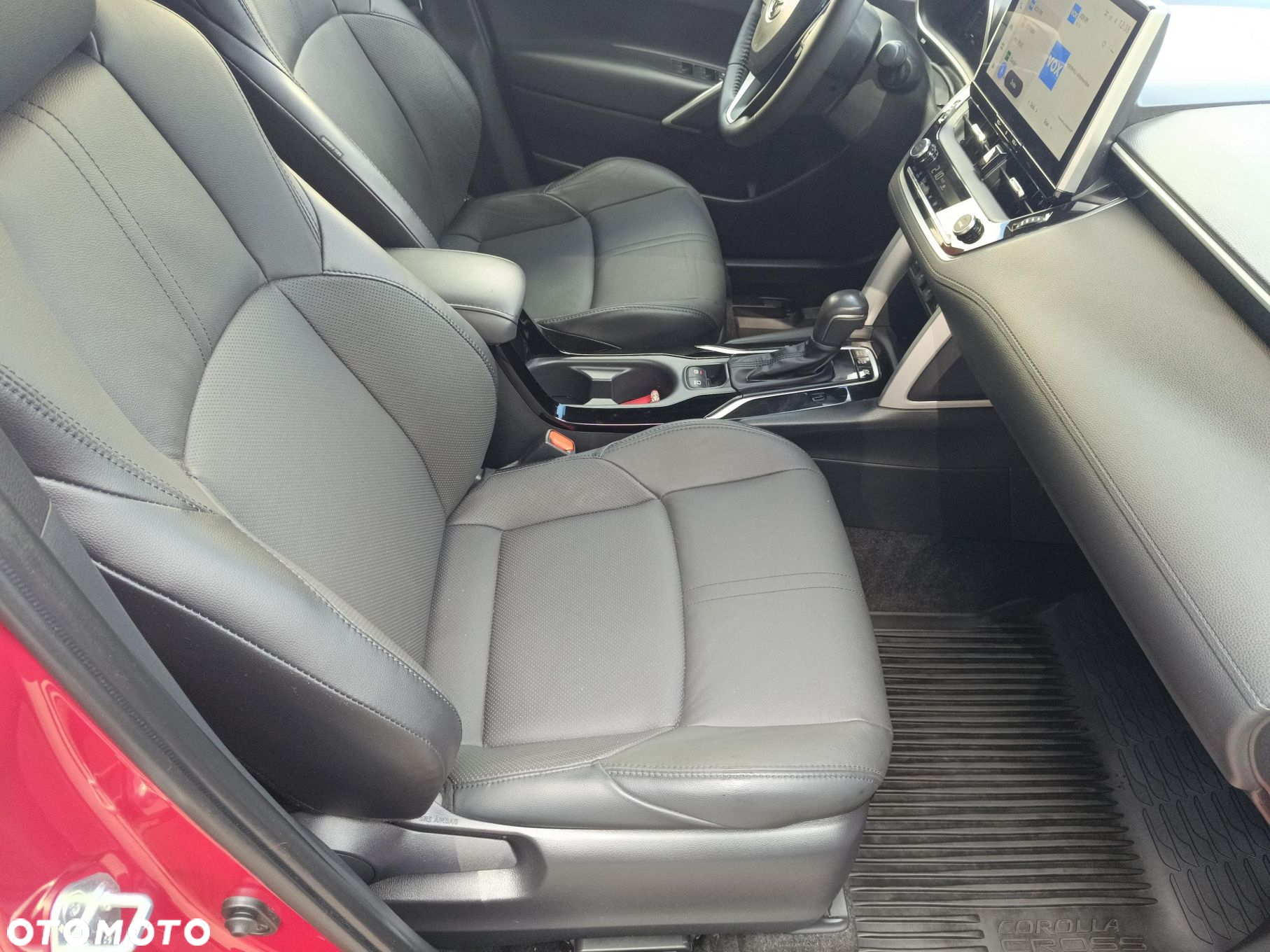 Toyota Corolla Cross 2.0 Hybrid Executive AWD - 16
