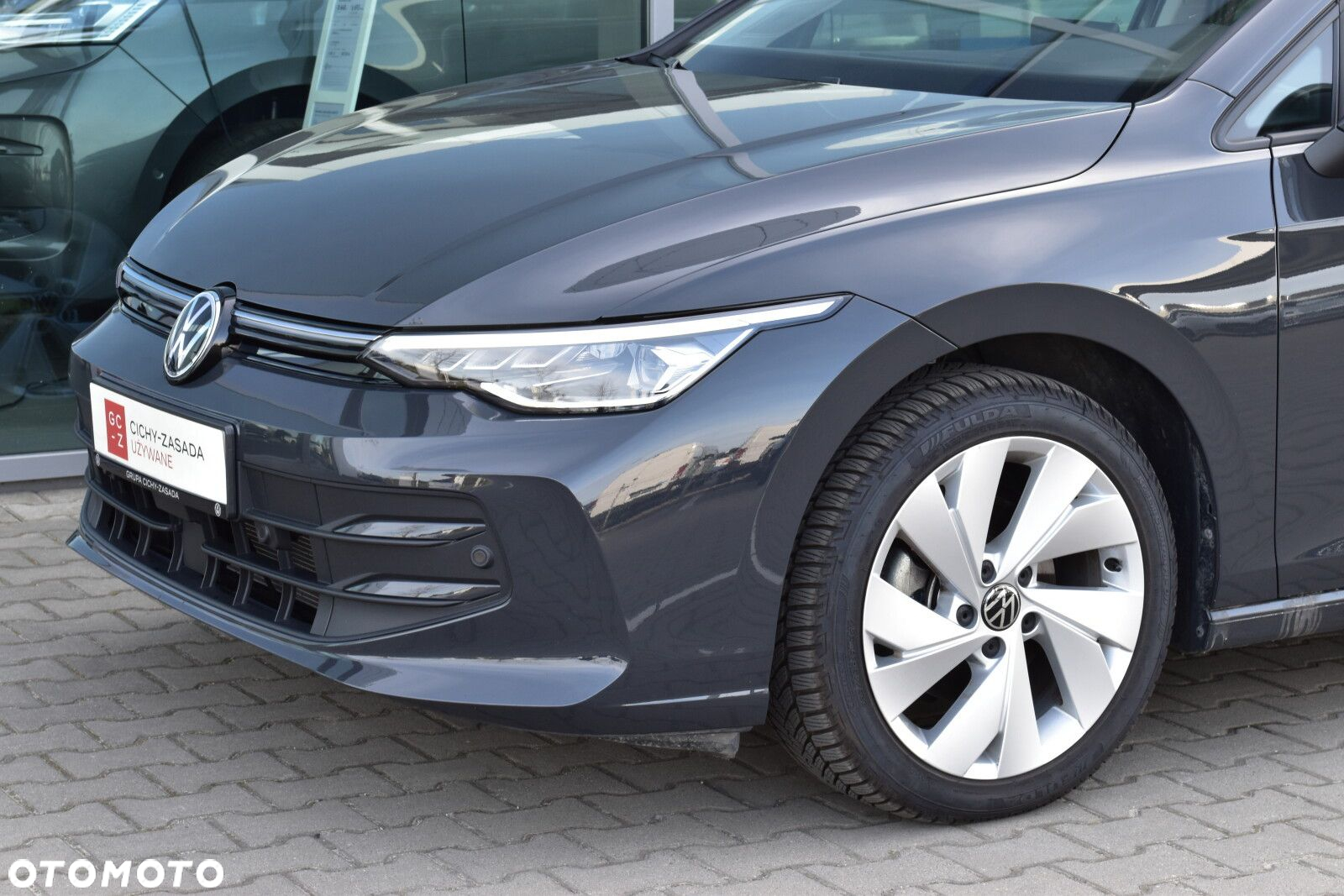 Volkswagen Golf - 39