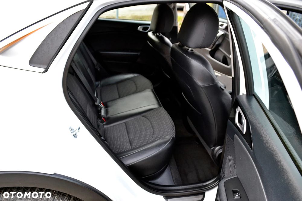 Kia XCeed 1.0 T-GDI OPF JBL SOUND EDITION - 14