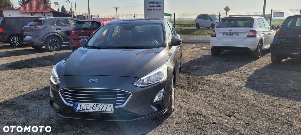 Ford Focus 1.0 EcoBoost Titanium - 6