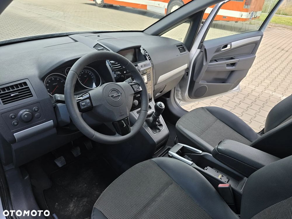 Opel Zafira 1.8 Elegance - 3