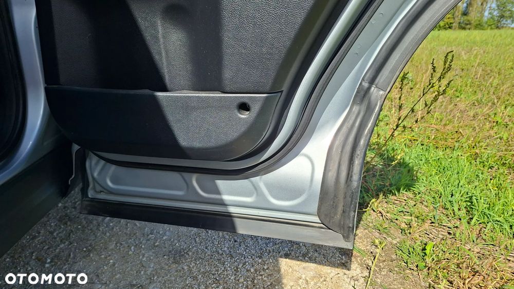 Land Rover Freelander - 23