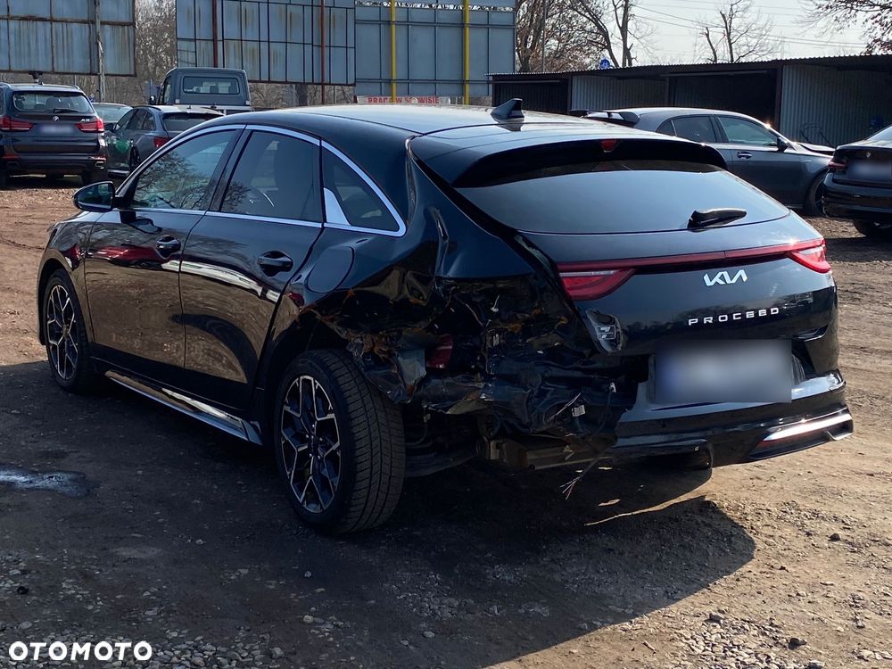 Kia ProCeed - 8