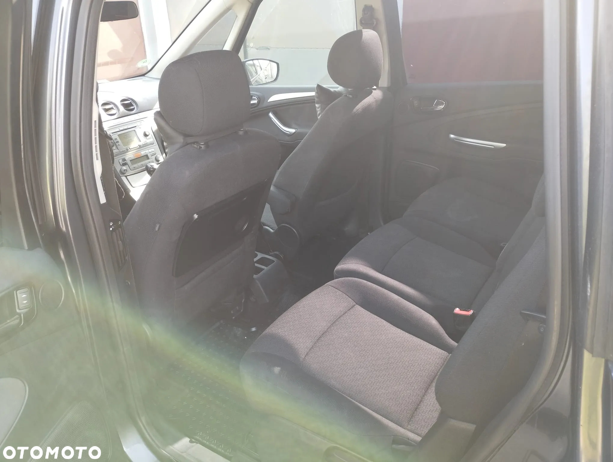 Ford Galaxy 2.0 TDCi DPF Ambiente - 8