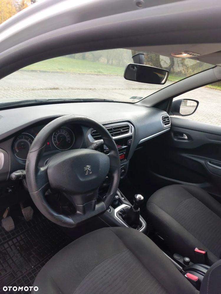 Peugeot 301 1.2 VTi/Pure Tech Active - 9