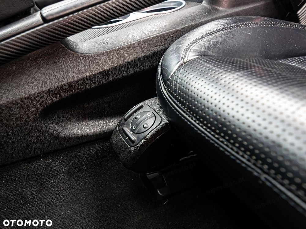 Mercedes-Benz ML - 11