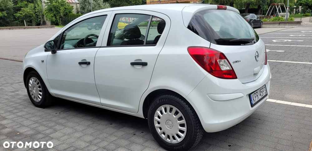 Opel Corsa - 4