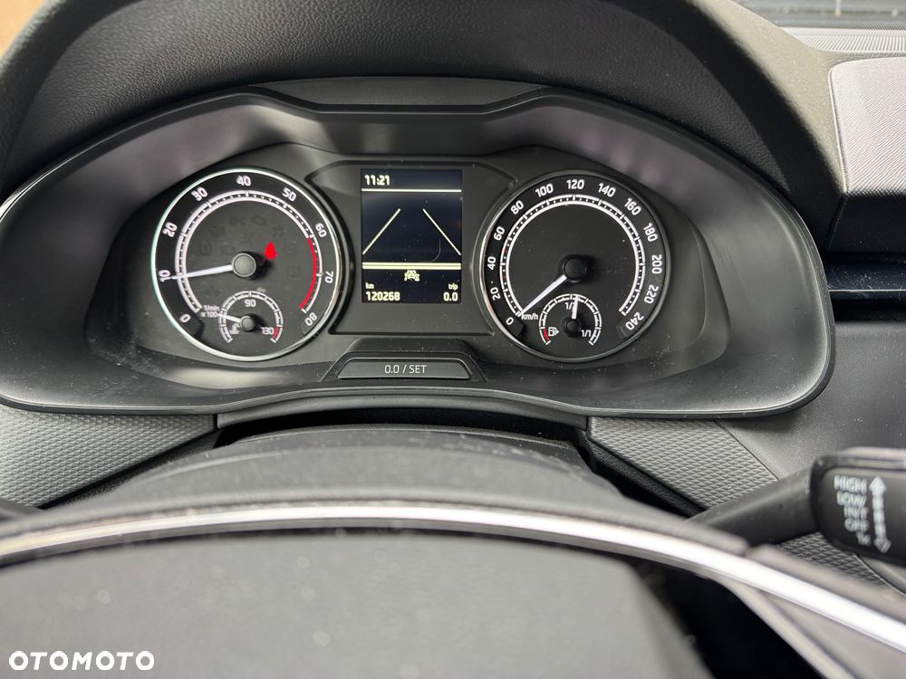 Skoda Kamiq 1.0 TSI Ambition - 10