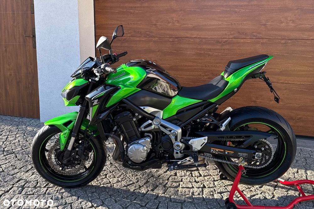 Kawasaki Z 900 - 17