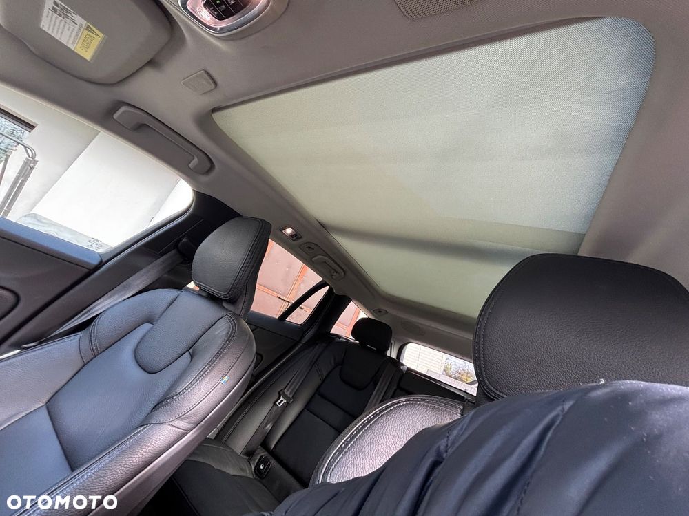 Volvo V60 Cross Country T5 AWD Geartronic - 15