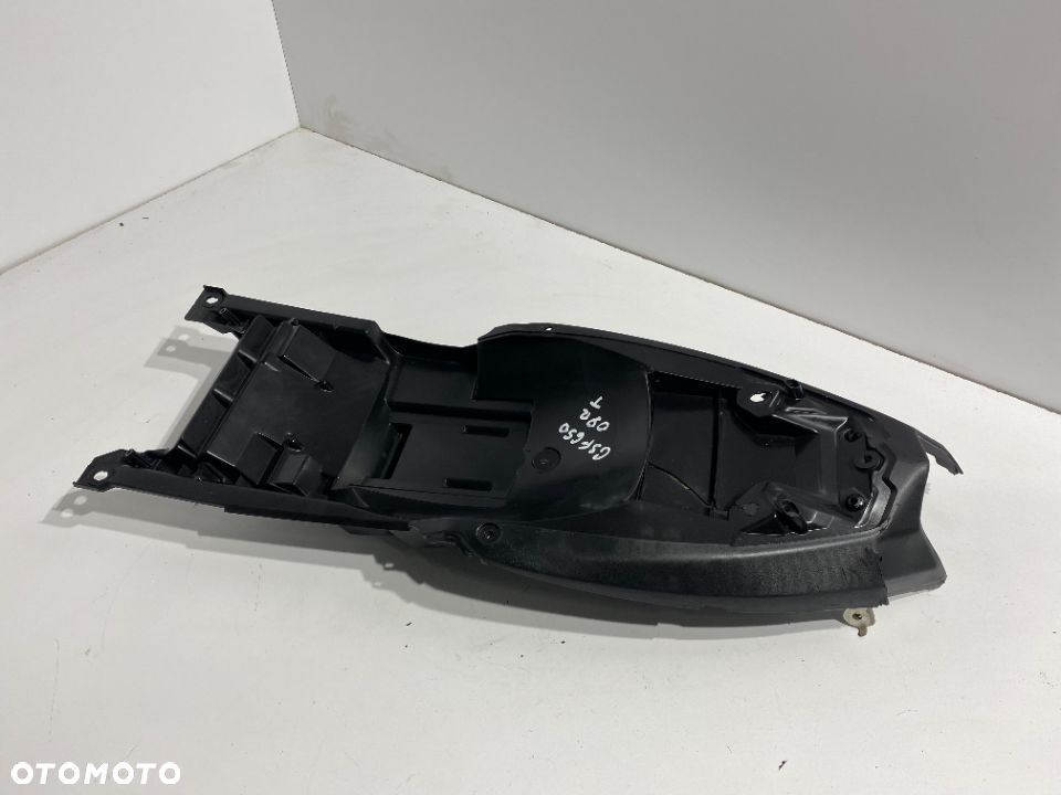 spód nadkole SUZUKI Bandit GSF 650 - 4