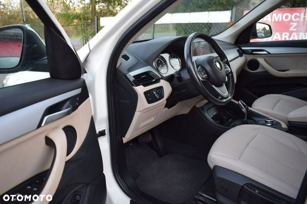 BMW X1 xDrive18d - 6