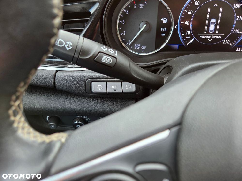 Opel Insignia 2.0 CDTI Exclusive S&S - 10