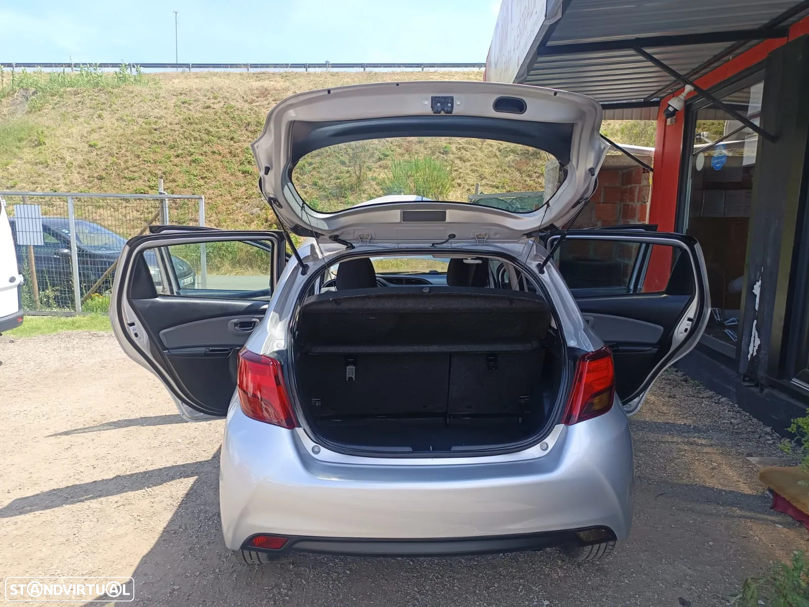 Toyota Yaris 1.4 D-4D S+PT+TP+PL+Navi - 21