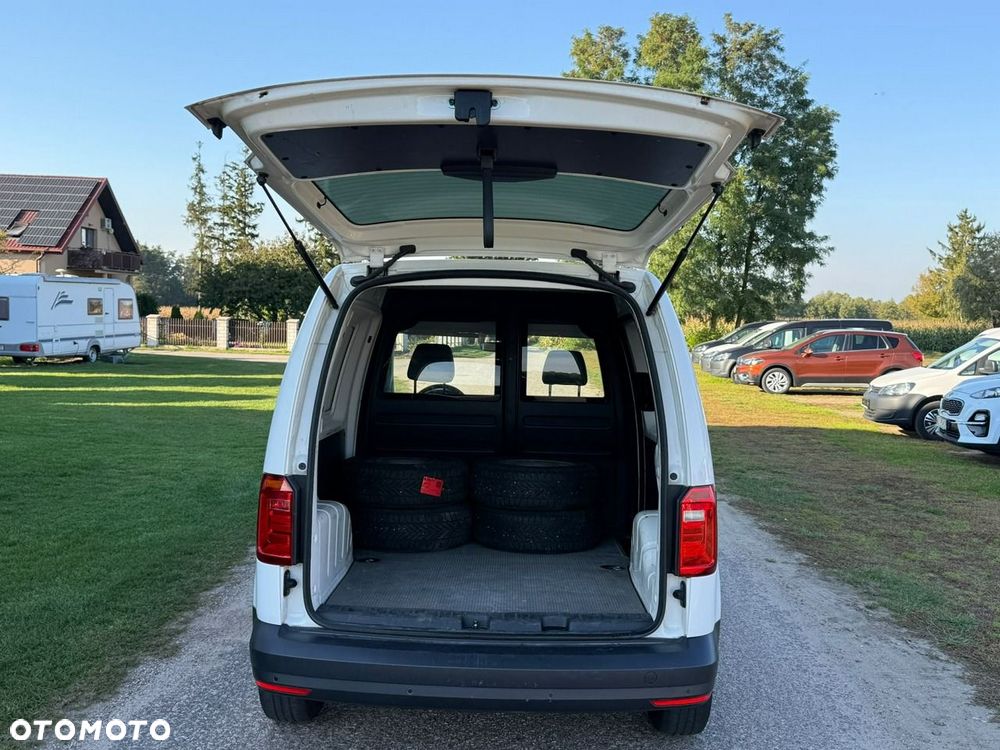 Volkswagen Caddy - 23