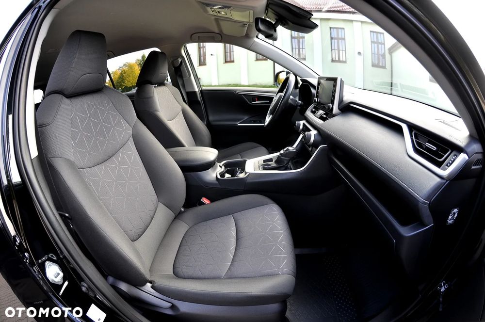 Toyota RAV4 - 32