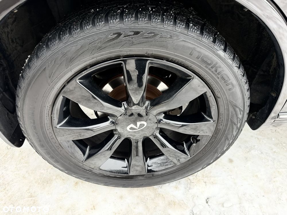 Infiniti FX - 23