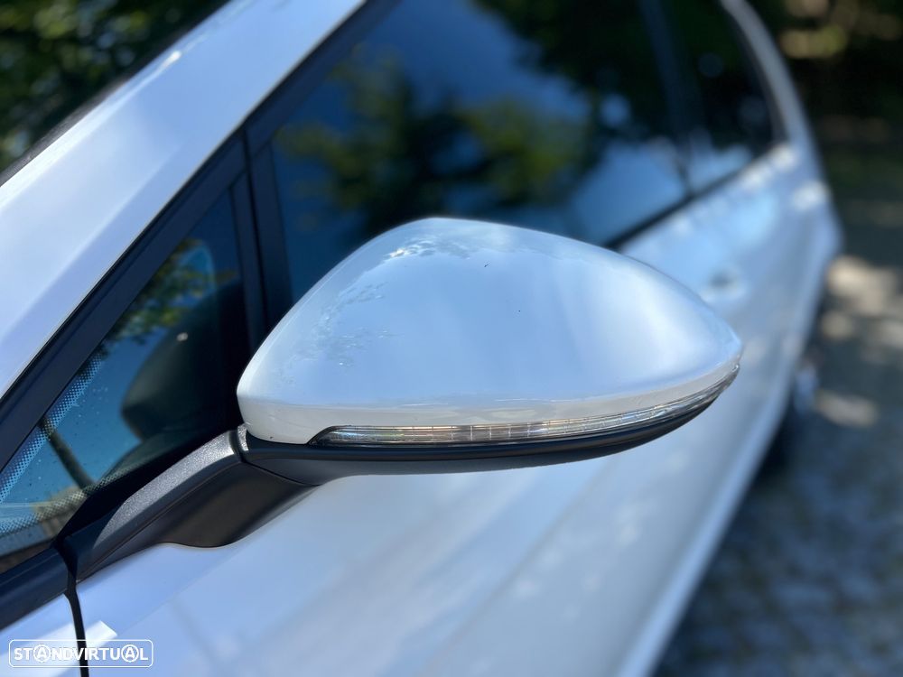 VW Golf 2.0 TSI GTI DSG Performance - 36