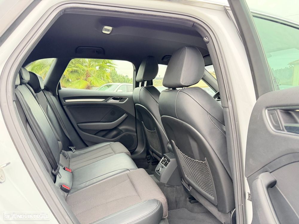 Audi A3 Sportback 1.6 TDI S-line S tronic - 38