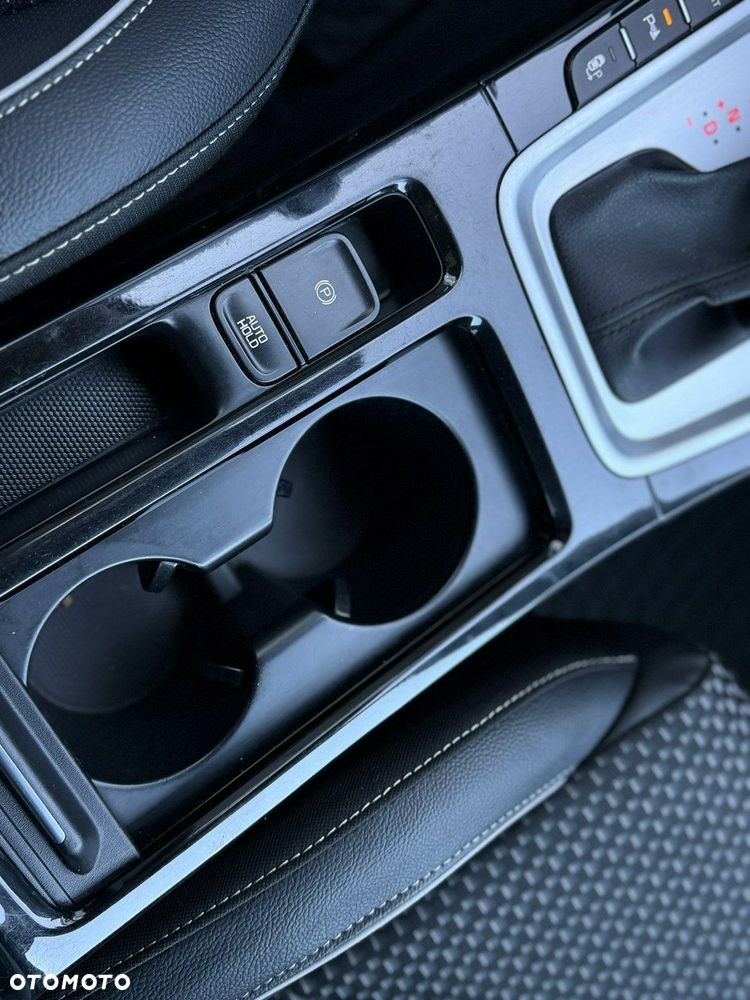 Kia Ceed 1.6 GDI PHEV Business Line DCT - 29