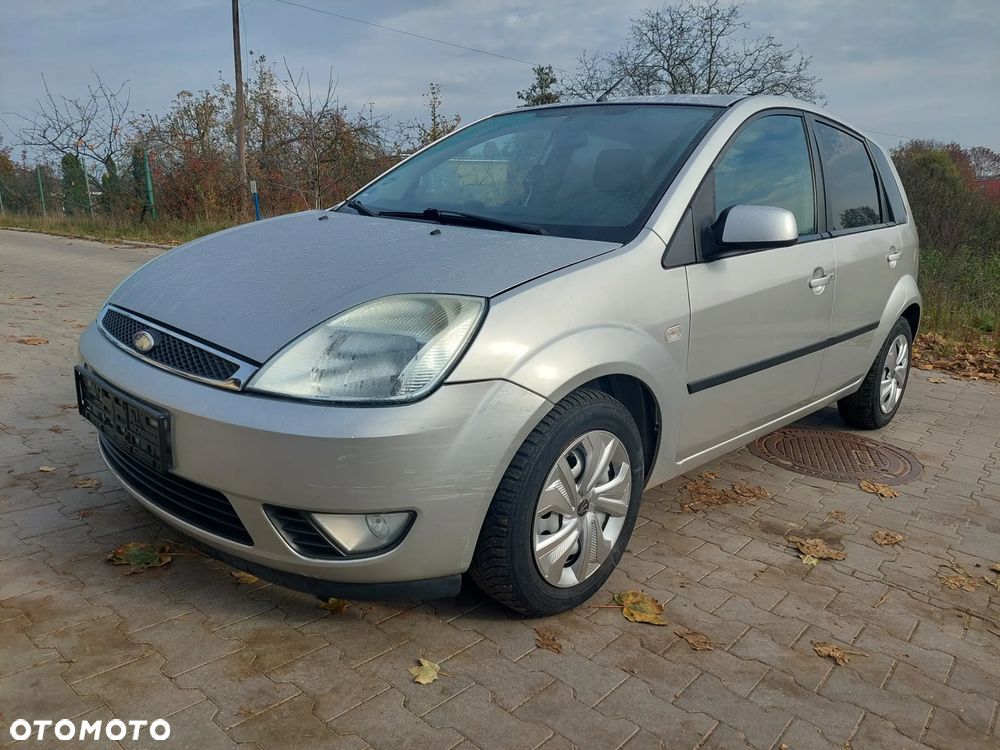 Ford Fiesta 2005 photo 2