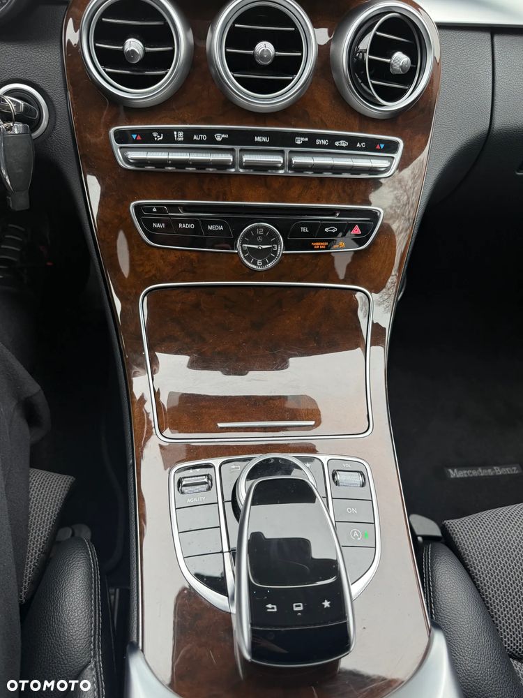 Mercedes-Benz Klasa C - 25
