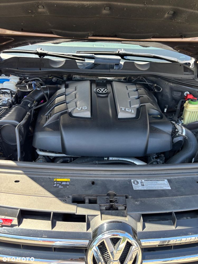 Volkswagen Touareg 3.0 V6 TDI BMT Perfectline R-Style - 12