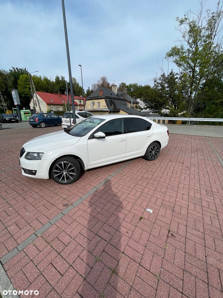 Skoda Octavia 1.6 TDI DPF DSG Sport Edition - 5