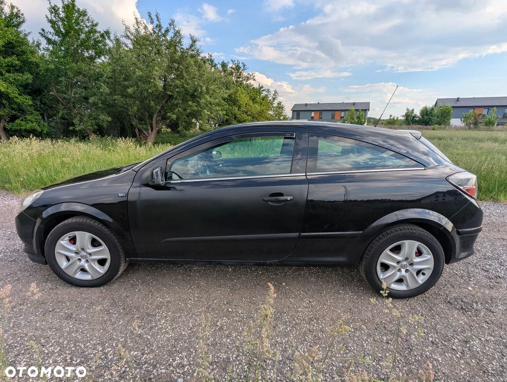 Opel Astra 1.9 CDTI Cosmo - 4