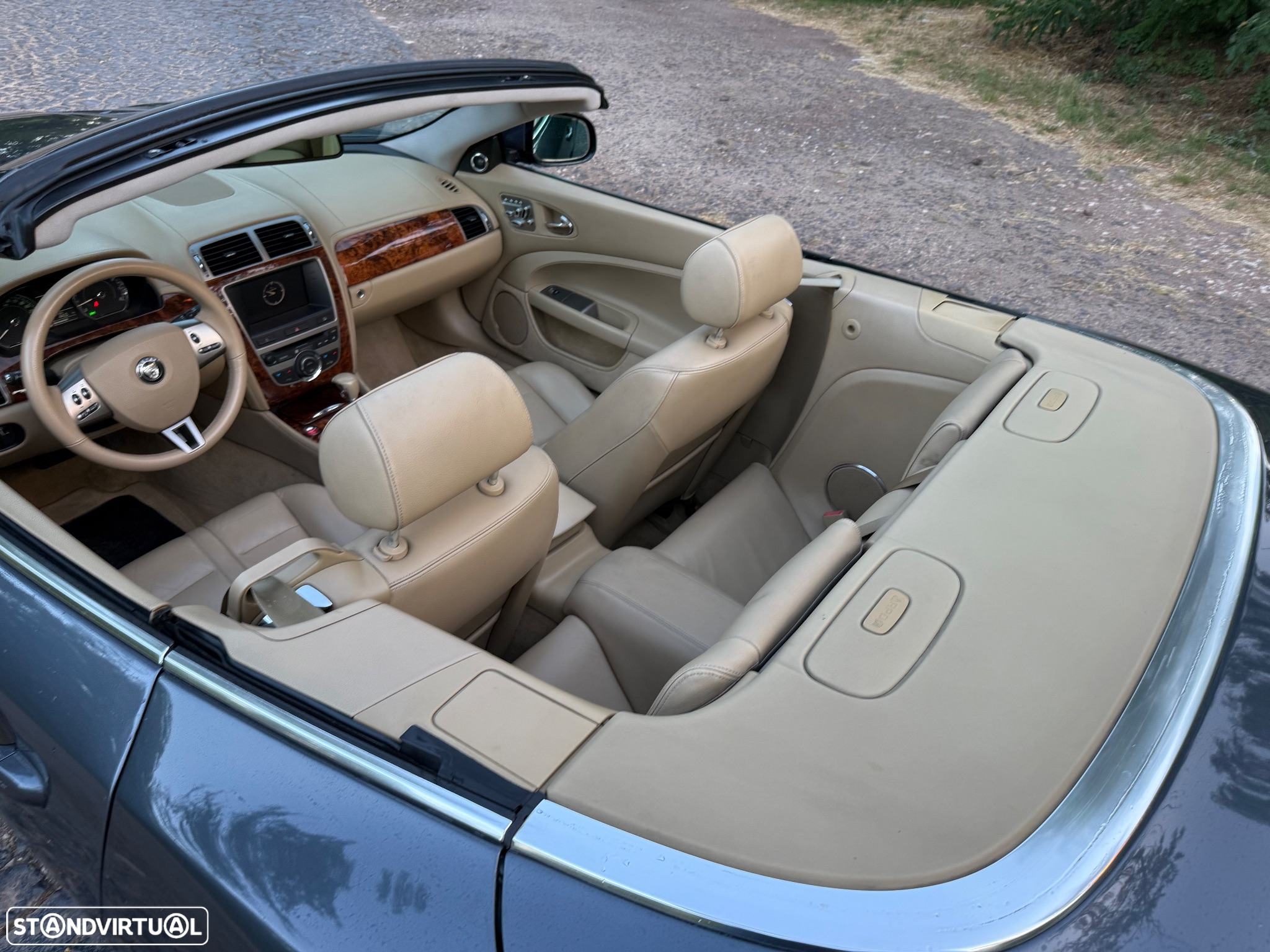 Jaguar XK 4.2 V8 Convertible - 20