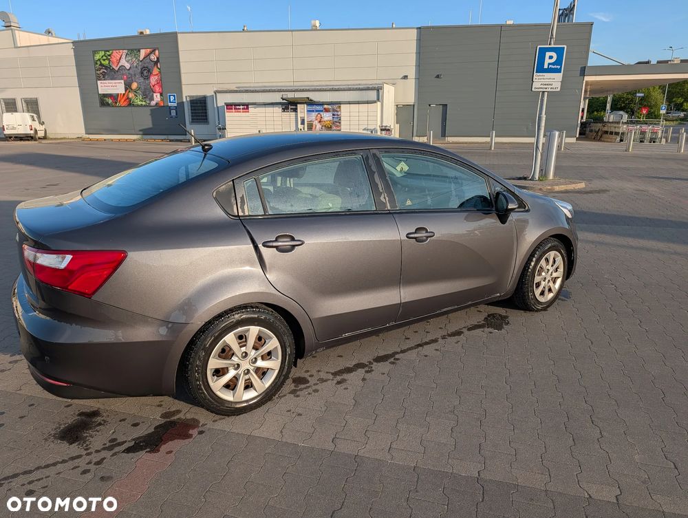 Kia Rio 1.4 XL - 3