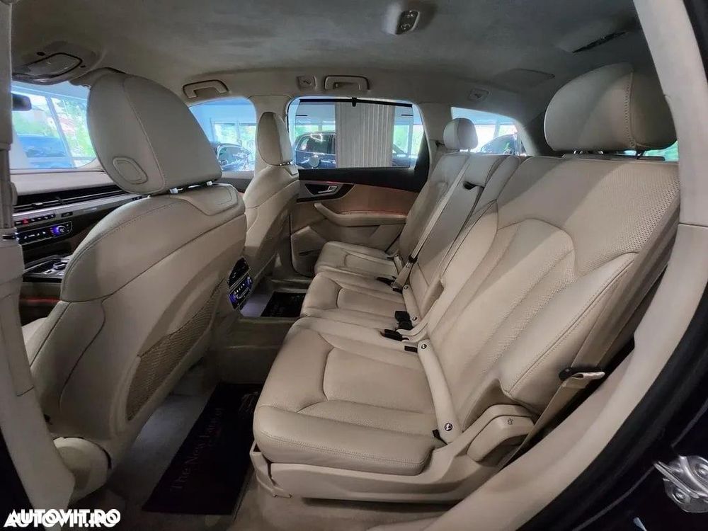 Audi Q7 - 14