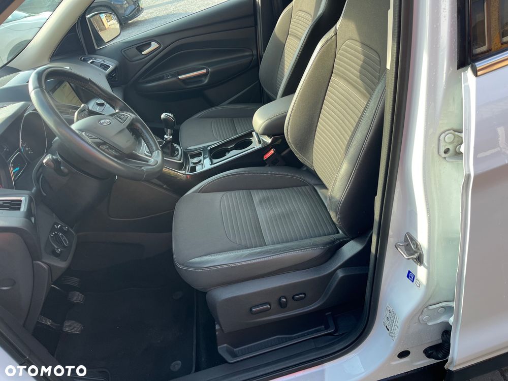 Ford Kuga 2.0 TDCi 4x2 Titanium - 9