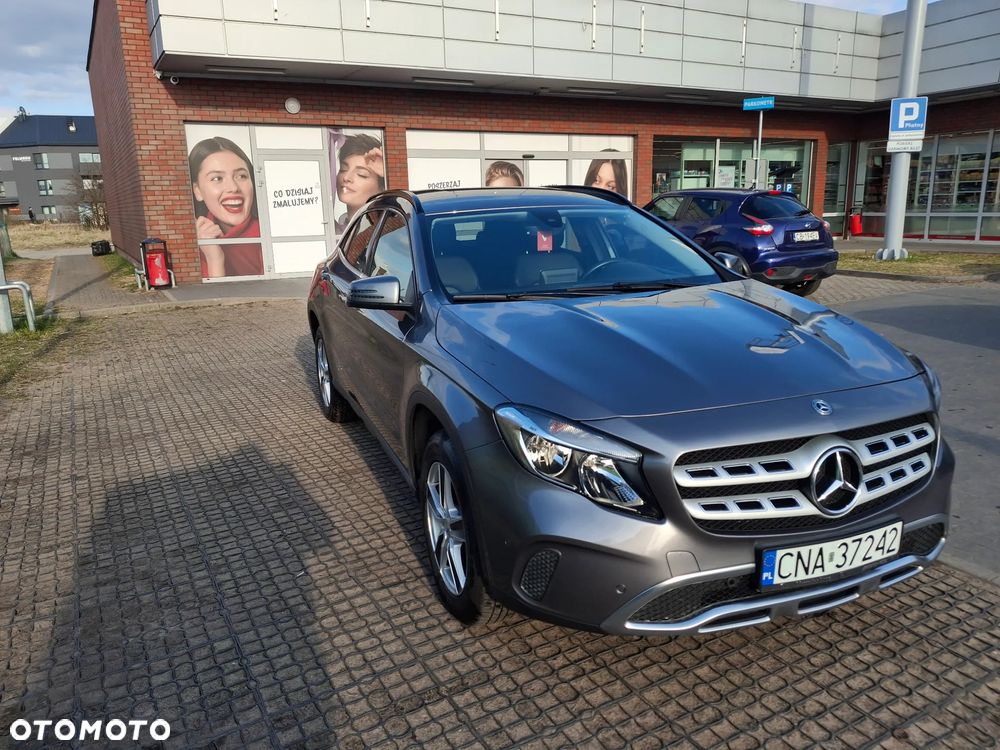 Mercedes-Benz GLA 180 7G-DCT Edition 1 - 1
