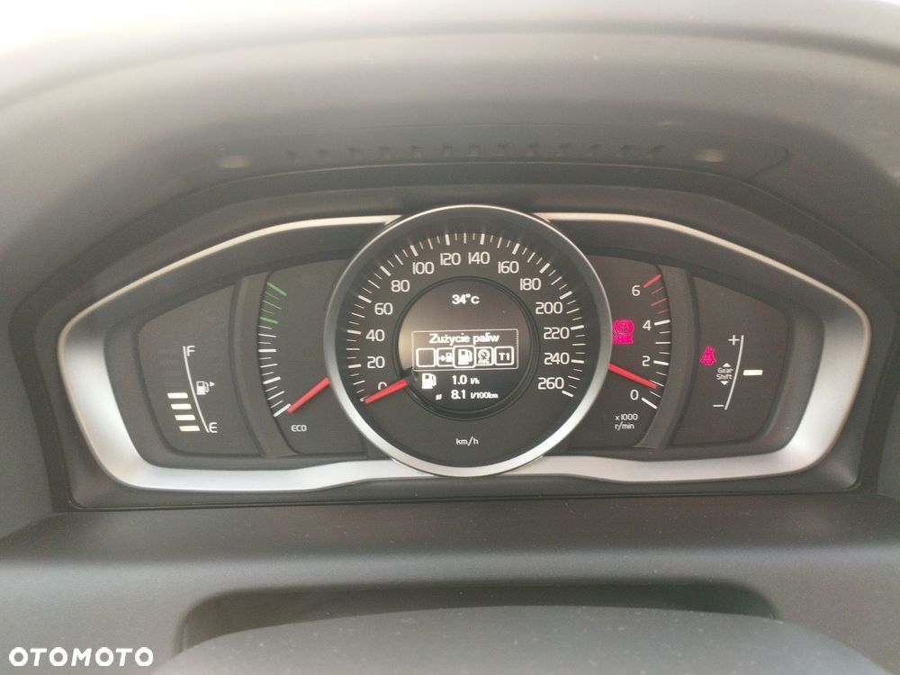 Volvo XC 60 - 29