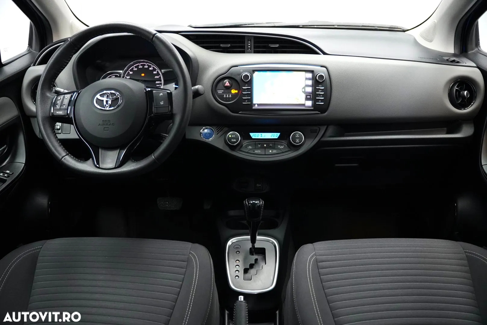 Toyota Yaris - 7