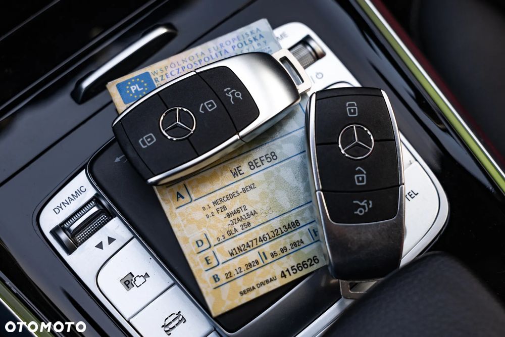 Mercedes-Benz GLA 250 AMG Line - 40