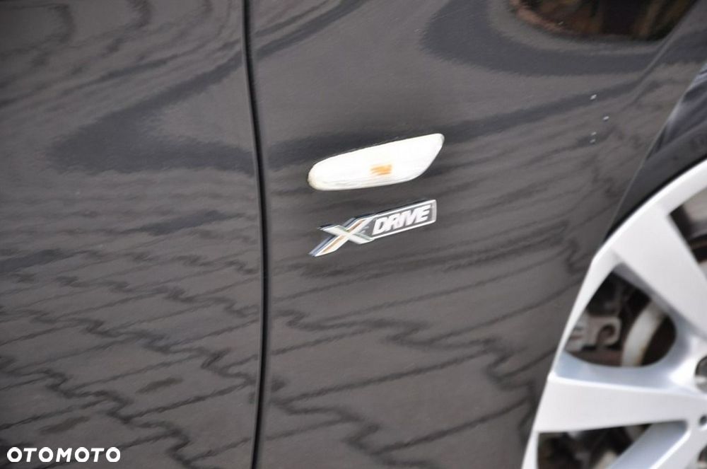 BMW Seria 3 325i Edition Exclusive - 23