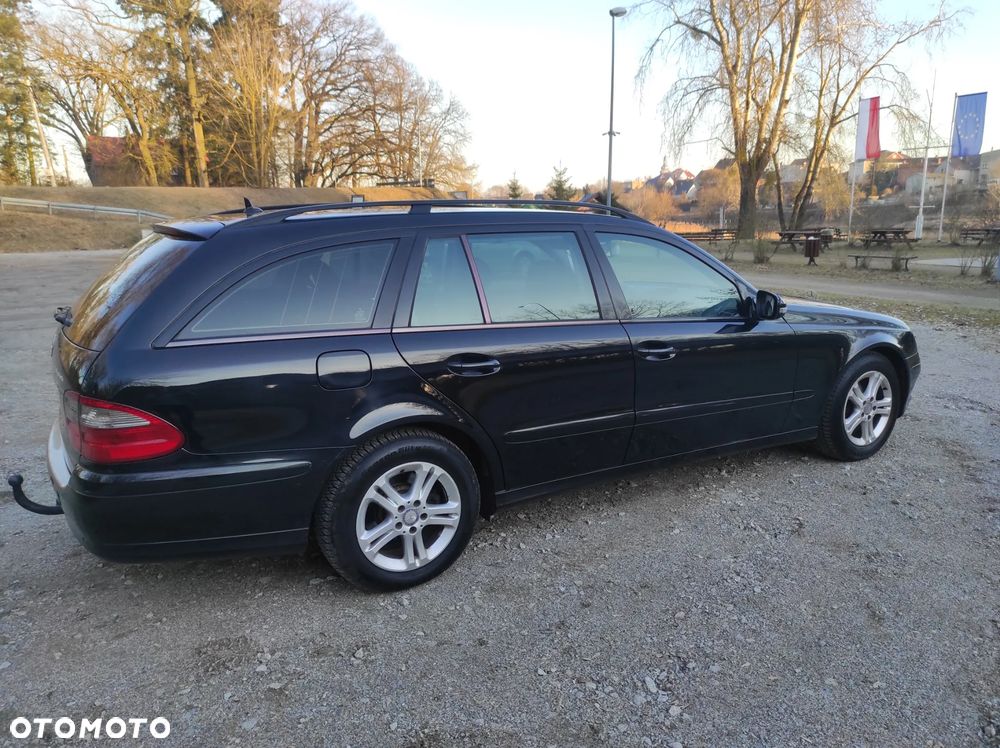 Mercedes-Benz Klasa E - 9