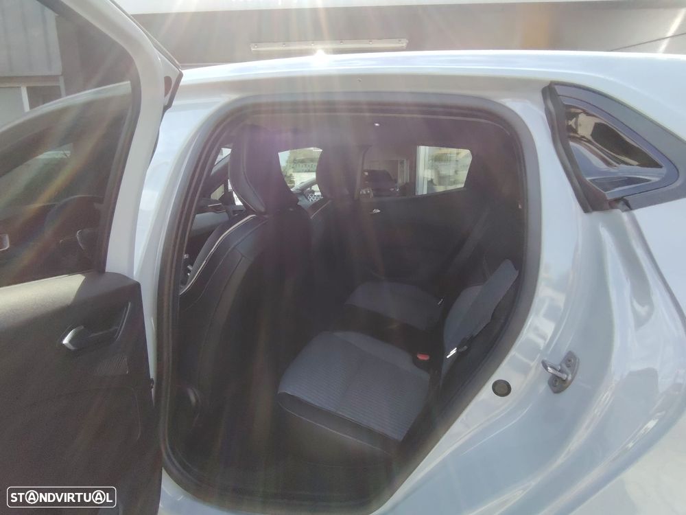 Renault Clio 1.0 TCe Techno - 29