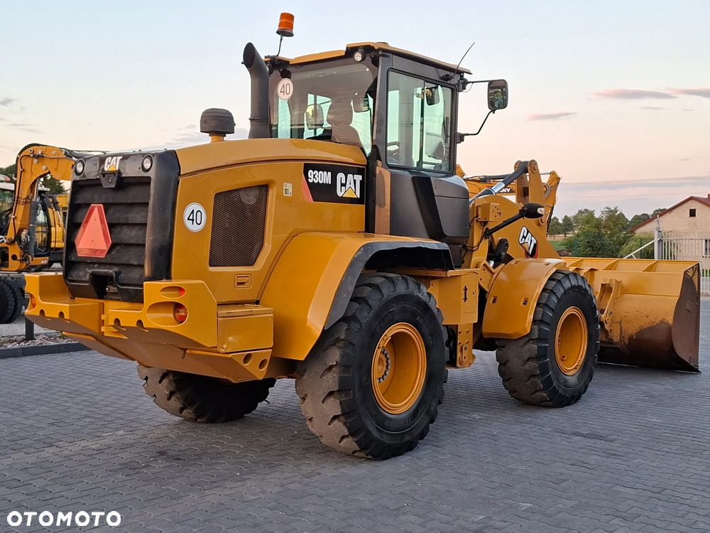 Caterpillar CAT 930 M - 13