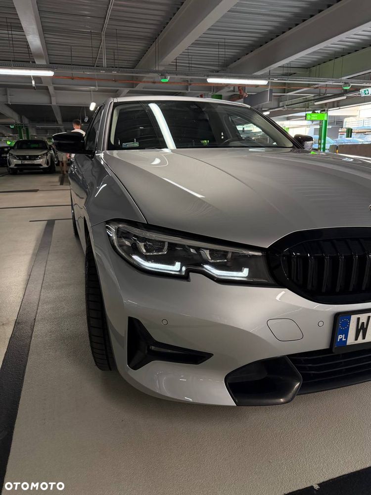 BMW Seria 3 320i GPF xDrive Sport Line Shadow - 14