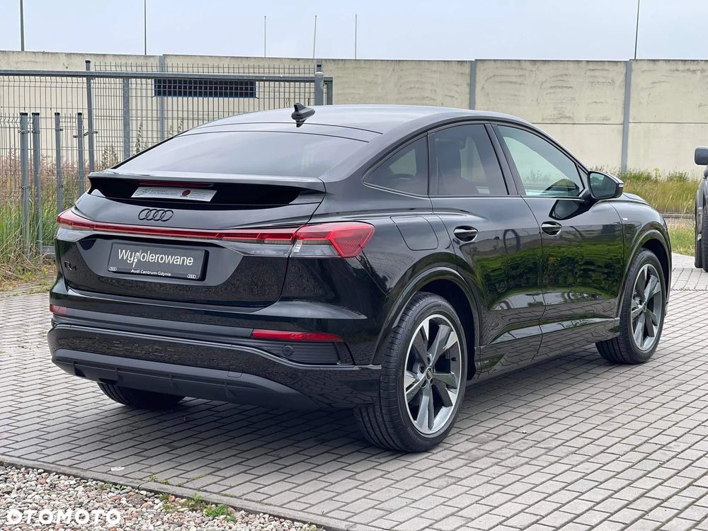 Audi Q4 Sportback e-tron 35 52kWh S Line - 4