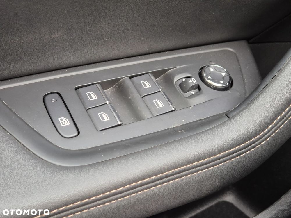 Peugeot 508 SW PureTech 130 EAT8 GT - 23